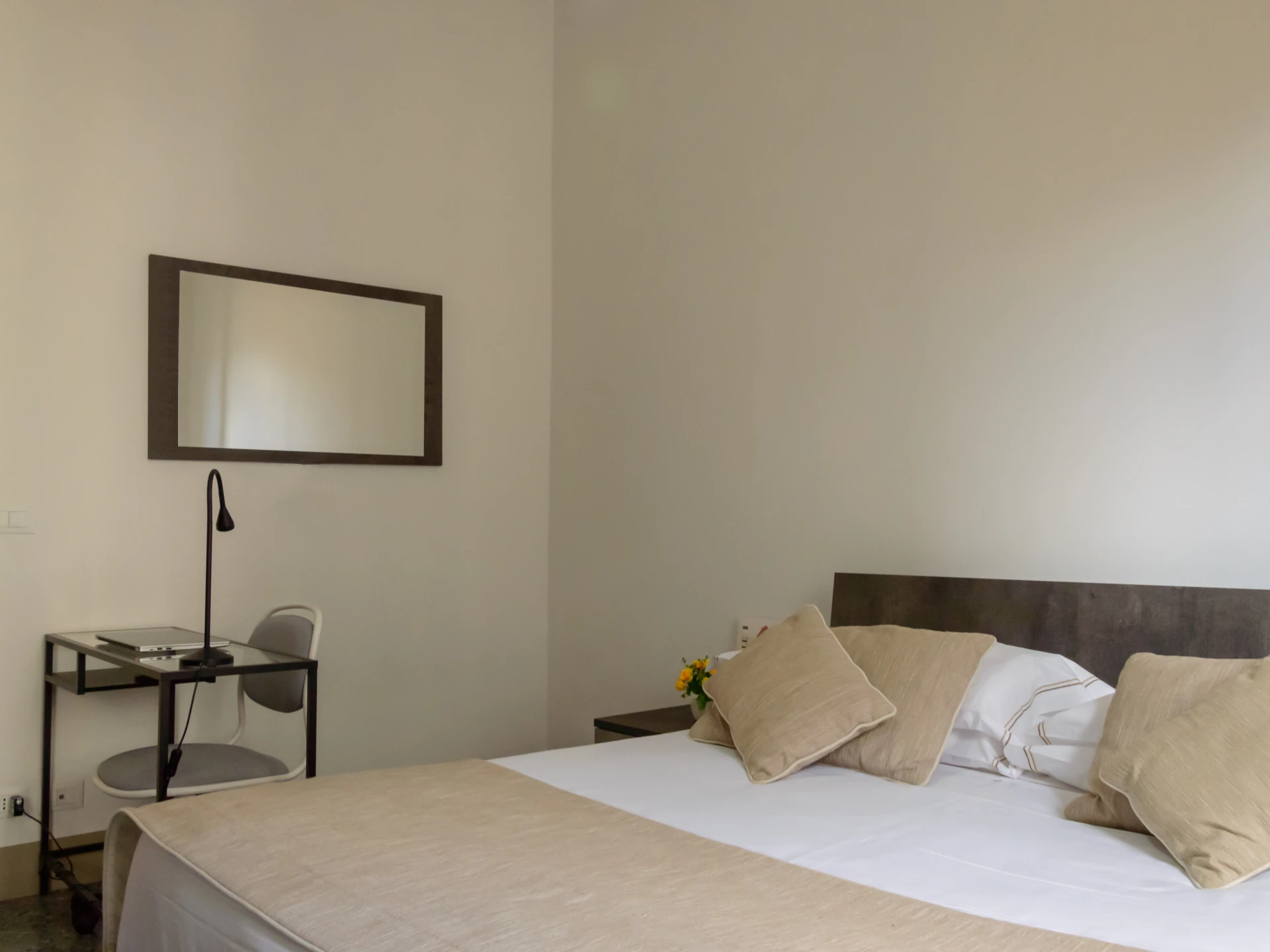 Camera Deluxe  ·  Homelink Charlotte, Centro storico  ·  Santa Maria Novella